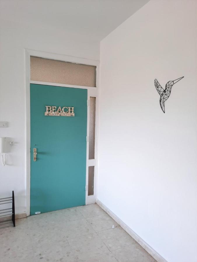 Sea-Esta Seaview Apartment, 200 Meters To The Beach Ларнака Экстерьер фото